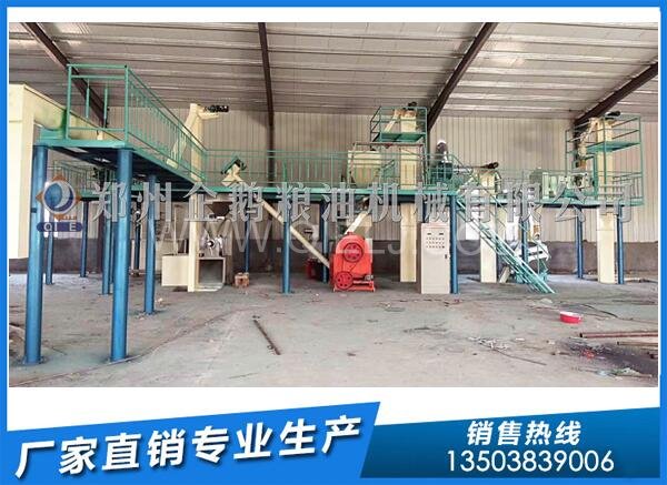 企鵝榨油機(jī):新疆10噸核桃油壓榨生產(chǎn)線安裝進(jìn)行中(圖3) 螺旋榨油機(jī)