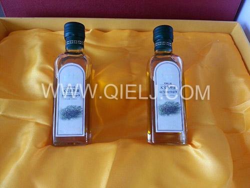 加工元寶楓籽油的榨油設(shè)備 元寶楓籽壓榨精煉成套制油設(shè)備(圖4) 加工元寶楓籽油的榨油設(shè)備 元寶楓籽壓榨精煉成套制油設(shè)備(圖4)