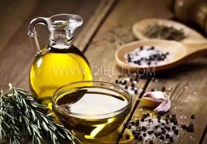 怎樣健康的選擇食用油？企鵝糧油機械為您簡單講述(圖1)